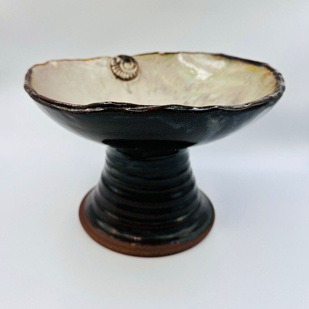 Signed Earthborn Studio Pottery Ammonite Fossil Pedestal Bowl Wavy Rim 10”